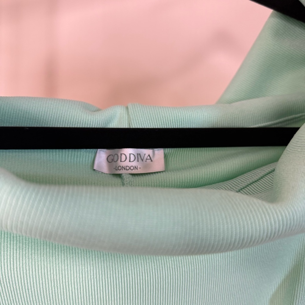 Goddiva London Mint Green Bodycon Dress Size 6 Off-Shoulder Midi Cocktail Dress - Picture 8 of 10